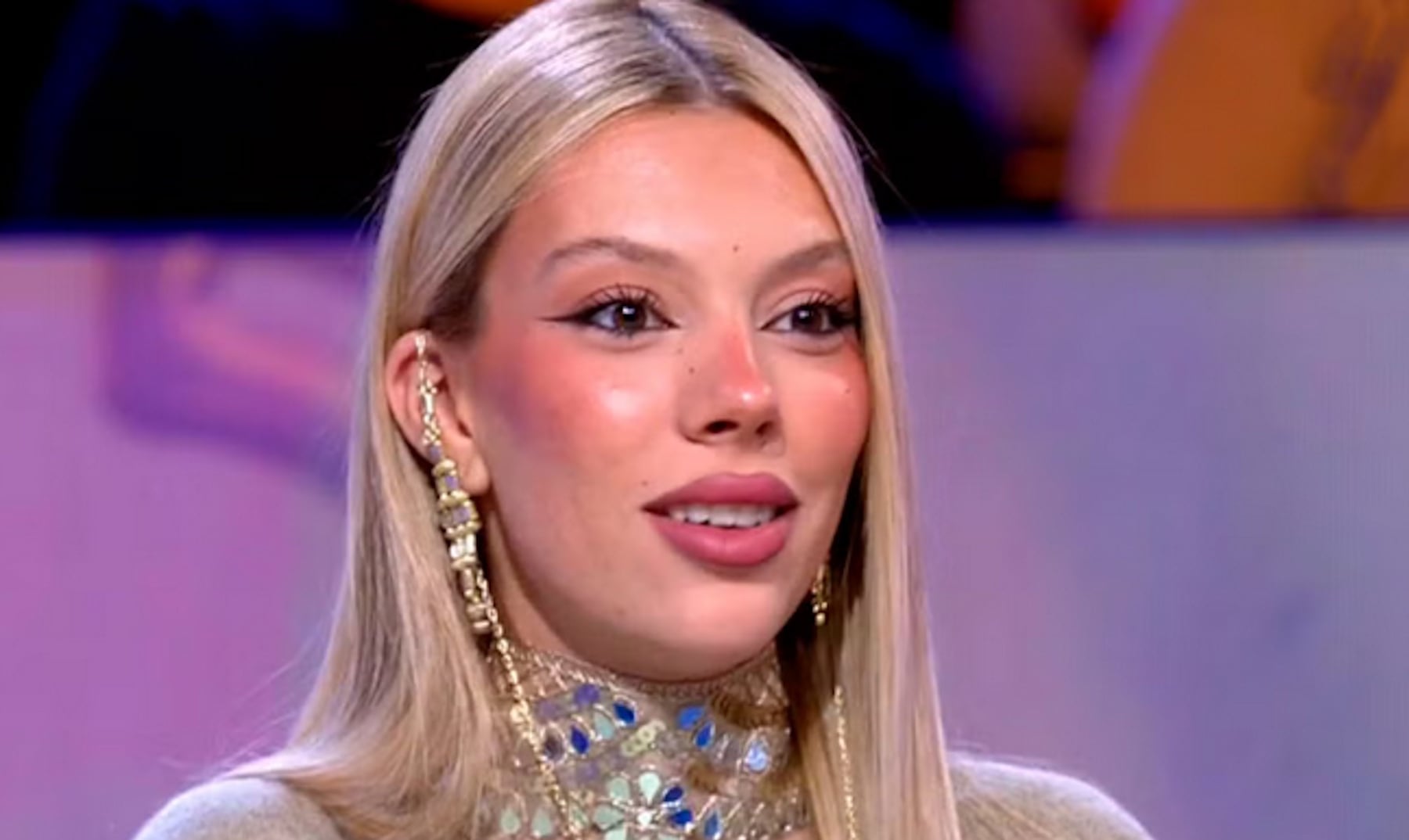 Alejandra Rubio en un plató. (Foto: Telecinco)