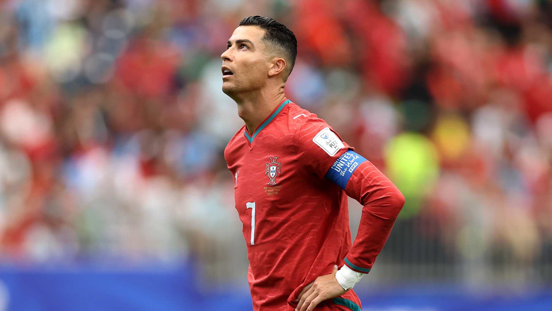 Cristiano no sigue la estela de Messi en un decepcionante debut en el Mundial