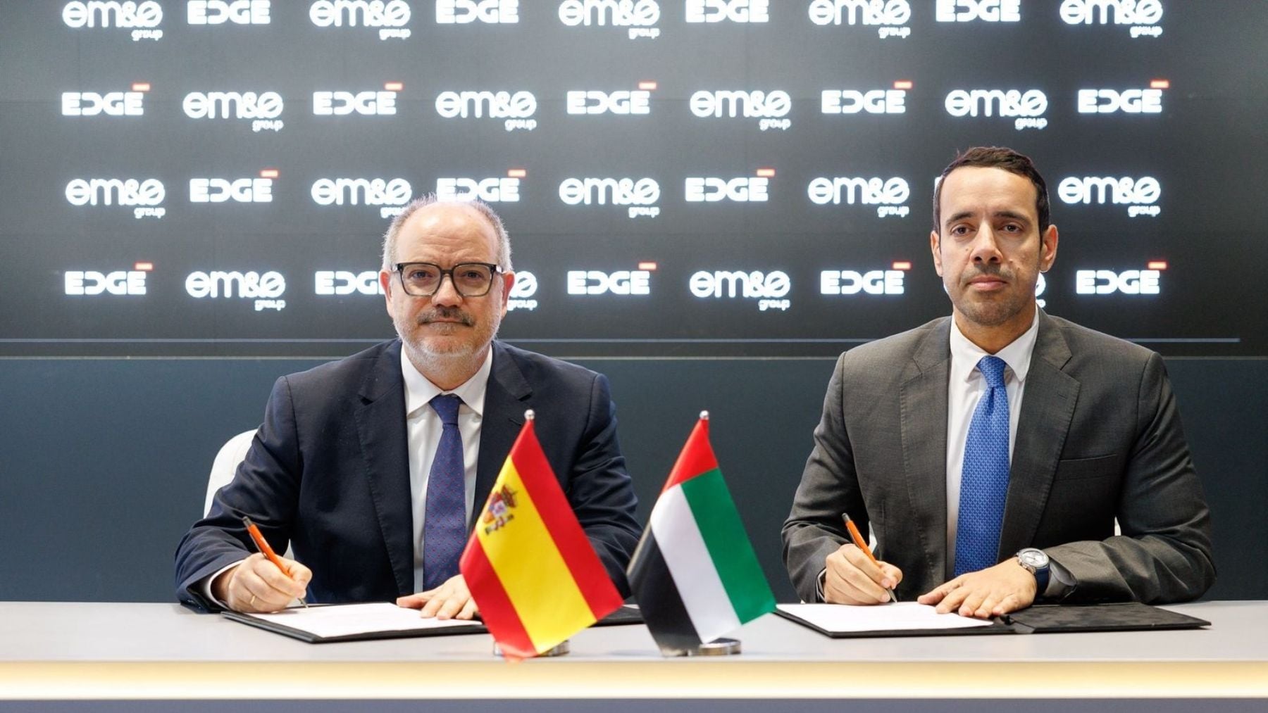 EM&E y el gigante emiratí EDGE elevan a 1.725 millones su alianza industrial para vender armas en todo el mundo