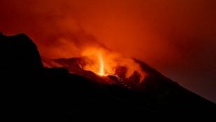 Palabras RAE, volcanismo o vulcanismo en español, vulcanismo en la RAE, volcanes en la RAE.