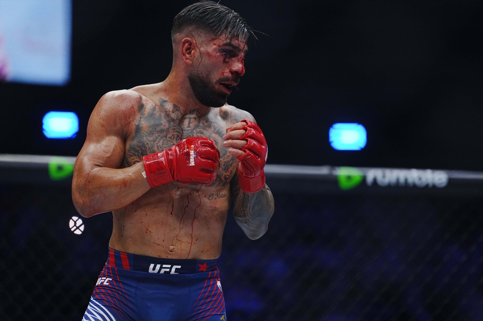 Topuria, suspendido medio año en la UFC tras su derrota en la Casa Blanca
