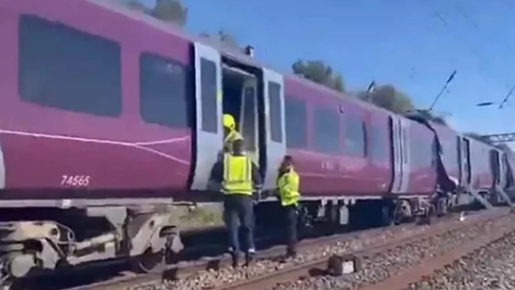 Varios heridos tras chocar dos trenes en el norte de Londres