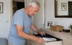 Ropa interior en verano, personas tercera edad en jubilación, jubilado y calor, cómo combatir el calor en verano, importancia ropa interior.
