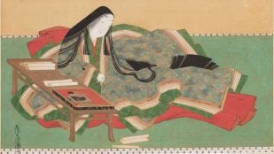 Murasaki Shikibu componiendo Genji Monogatari (La Novela de Genji). // Pintura de Tosa Mitsuoki (1617-1691), Dominio Público. WikiMedia Commons.