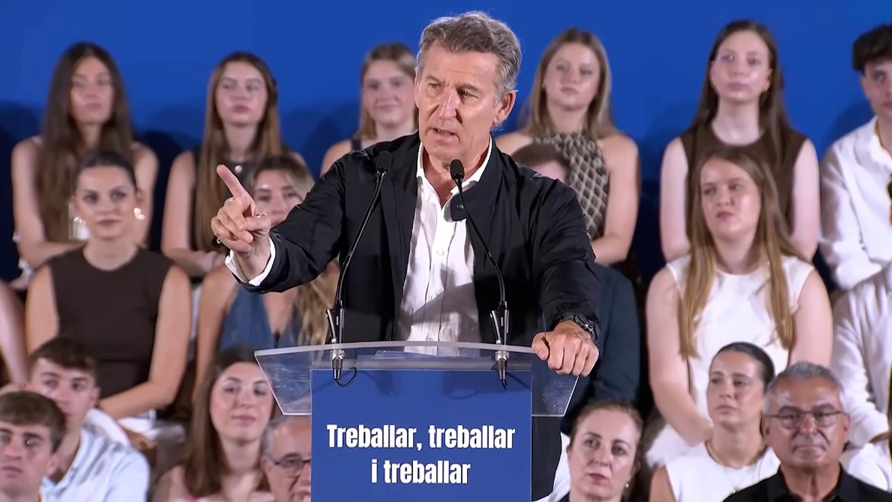 Feijóo señala a Zapatero como símbolo de la degradación del PSOE: Ha arrastrado hasta a sus hijas, y eso es imperdonable