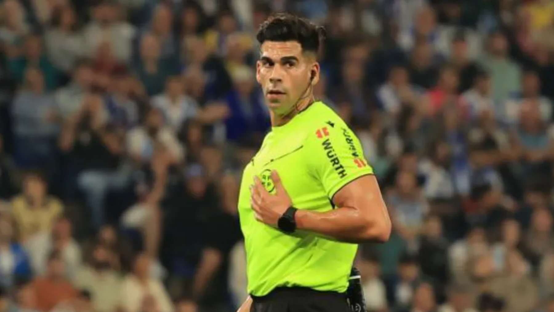 La Federación retira al árbitro de Segunda División investigado por la presunta violación a una prostituta