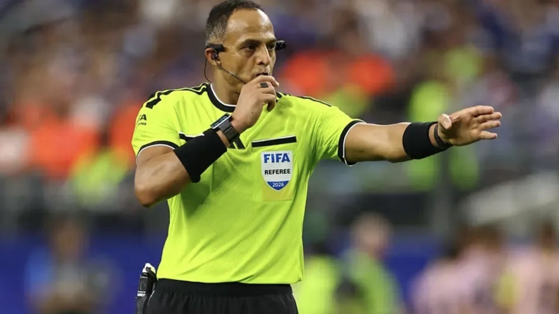 El estadounidense Ismail Elfath arbitrará el España-Uruguay del Mundial