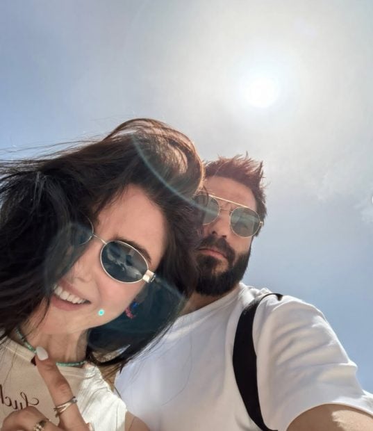Özge Gürel y Serkan Çayoğlu. (Instagram)