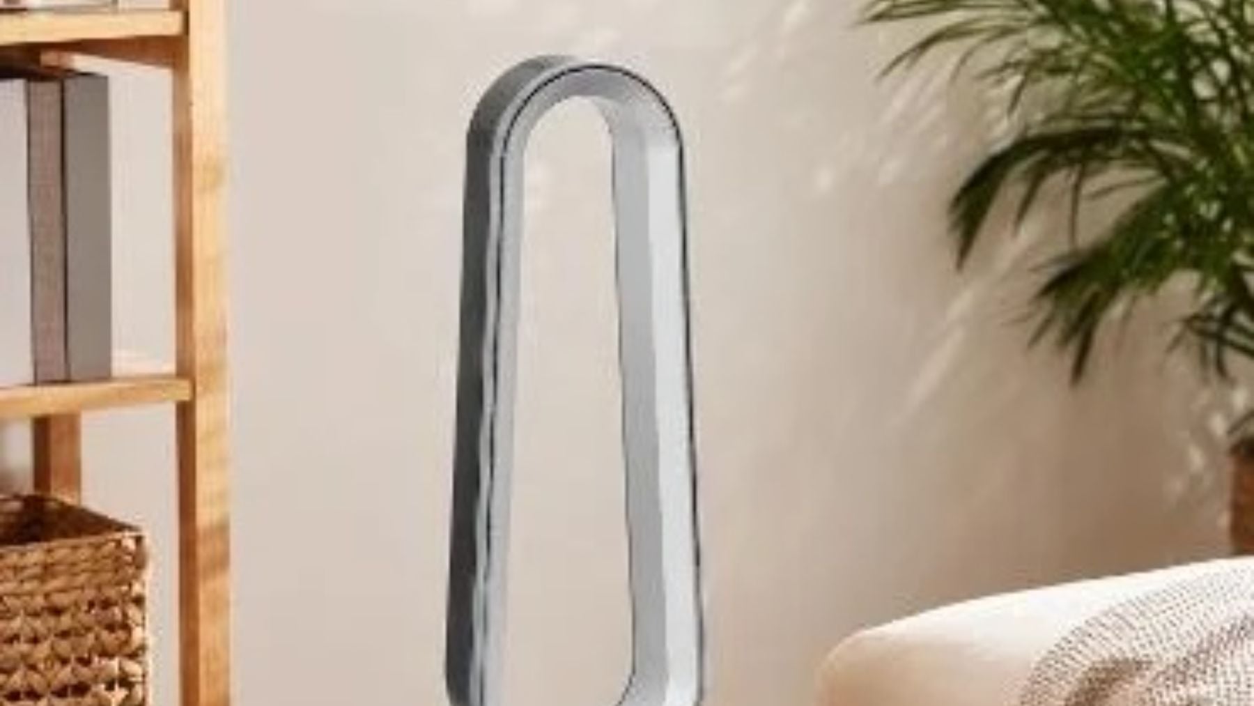 Colas en Lidl a partir de hoy por el ventilador de pie de 35 W sin aspas, elegante y no ocupa nada
