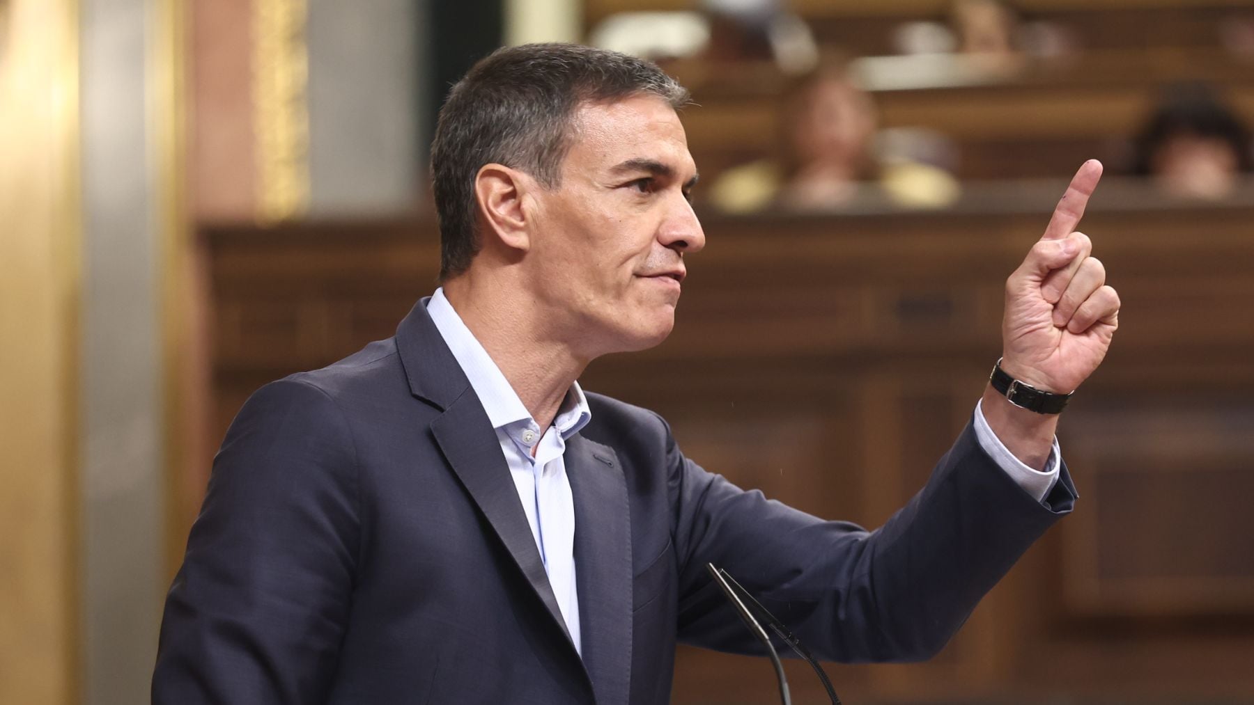 Sánchez se inventa casos de corrupción que afectan a Ayuso para evitar la autocrítica tras la condena de Ábalos