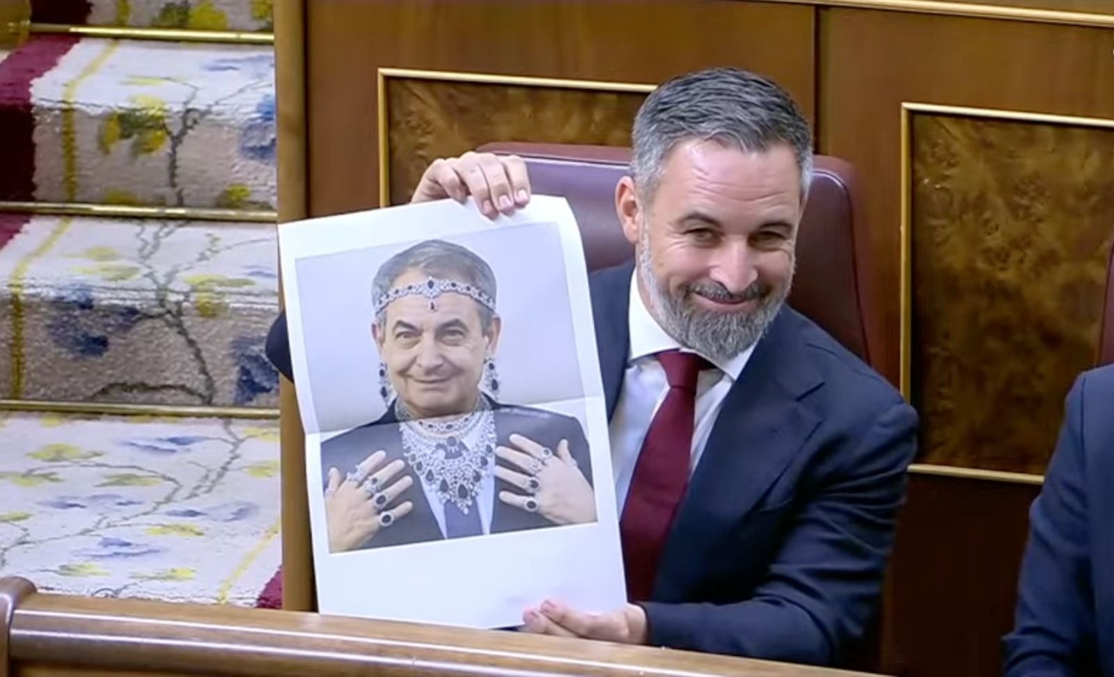 Abascal canta el abecedario completo de la corrupción sanchista: de la A de Ábalos y la B de Begoña a la Z de Zapatero