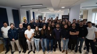 FOSSA es una empresa española especializada en soluciones satelitales de comunicaciones e inteligencia para aplicaciones industriales y de defensa