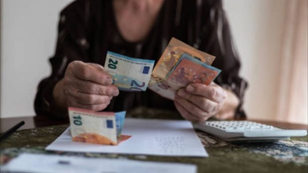 pension perdiendo dinero