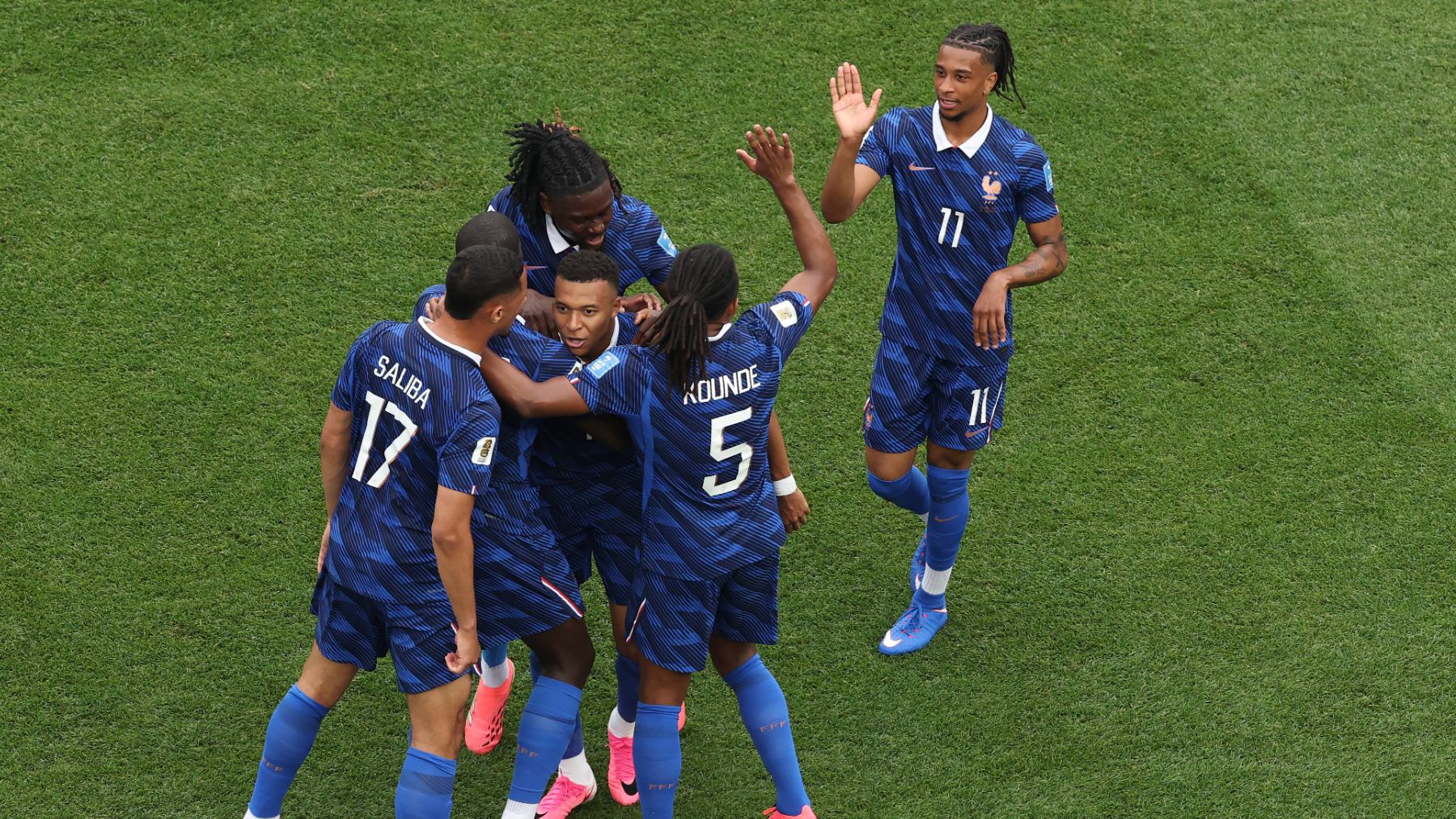 Francia no se guarda nada: Mbappé titular frente a una Noruega sin Haaland