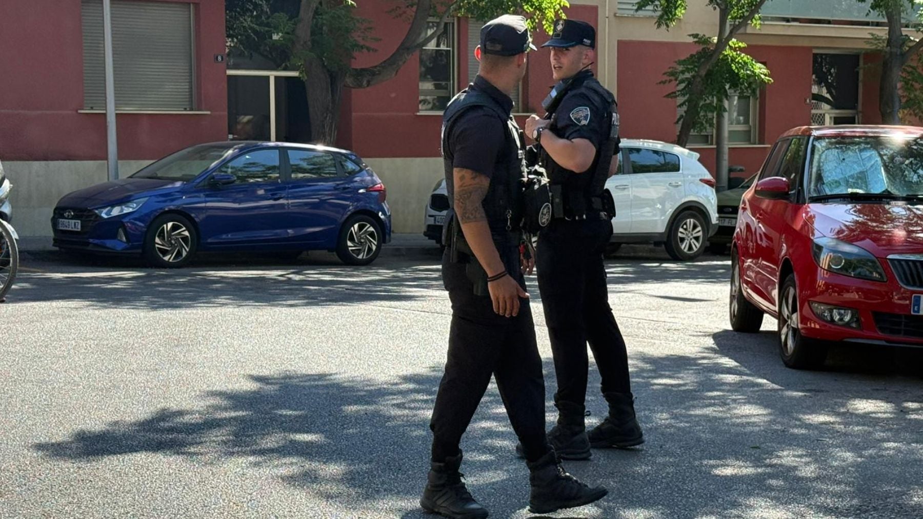 Agentes de la Policía Local de Palma desplegados en la zona