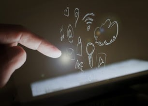 El síntoma que preocupa a los psicólogos: cada vez más personas son incapaces de aburrirse