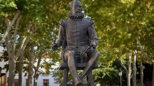 Frase de Cervantes sobre el amor, reflexión de Miguel de Cervantes sobre el amor, cantar de Antonio en El Quijote, reflexión cervantina sobre el amor.
