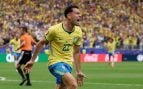 Martinelli evita en el descuento el harakiri de Brasil