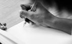 La reflexión de Robert Frost, poeta estadounidense: «La educación es la capacidad de escuchar casi cualquier cosa sin perder la cabeza»