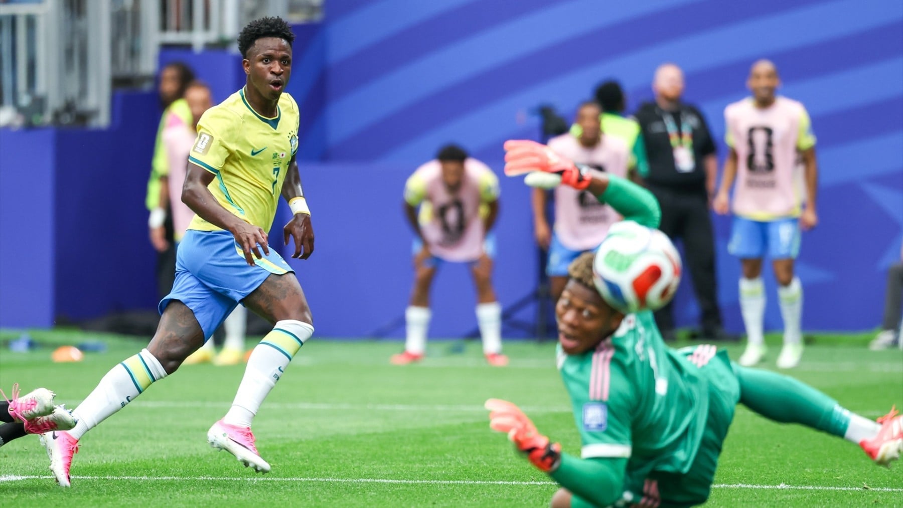 Pudo ser el gol del Mundial: la espectacular jugada de Vinicius en el Brasil - Japón