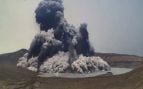 El hipnótico espectáculo de la erupción del volcán Taal en Filipinas