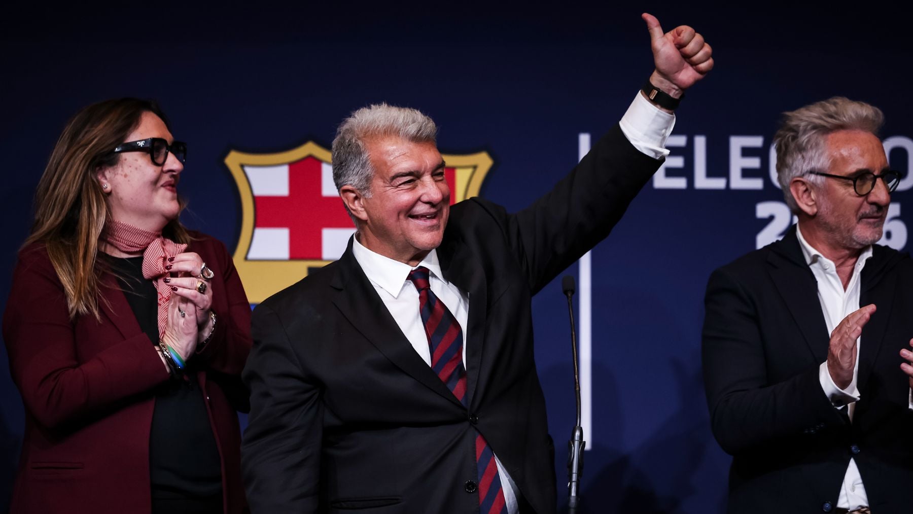 El Barcelona se saca de la manga 14 millones de euros con la reventa de los asientos VIP del Camp Nou