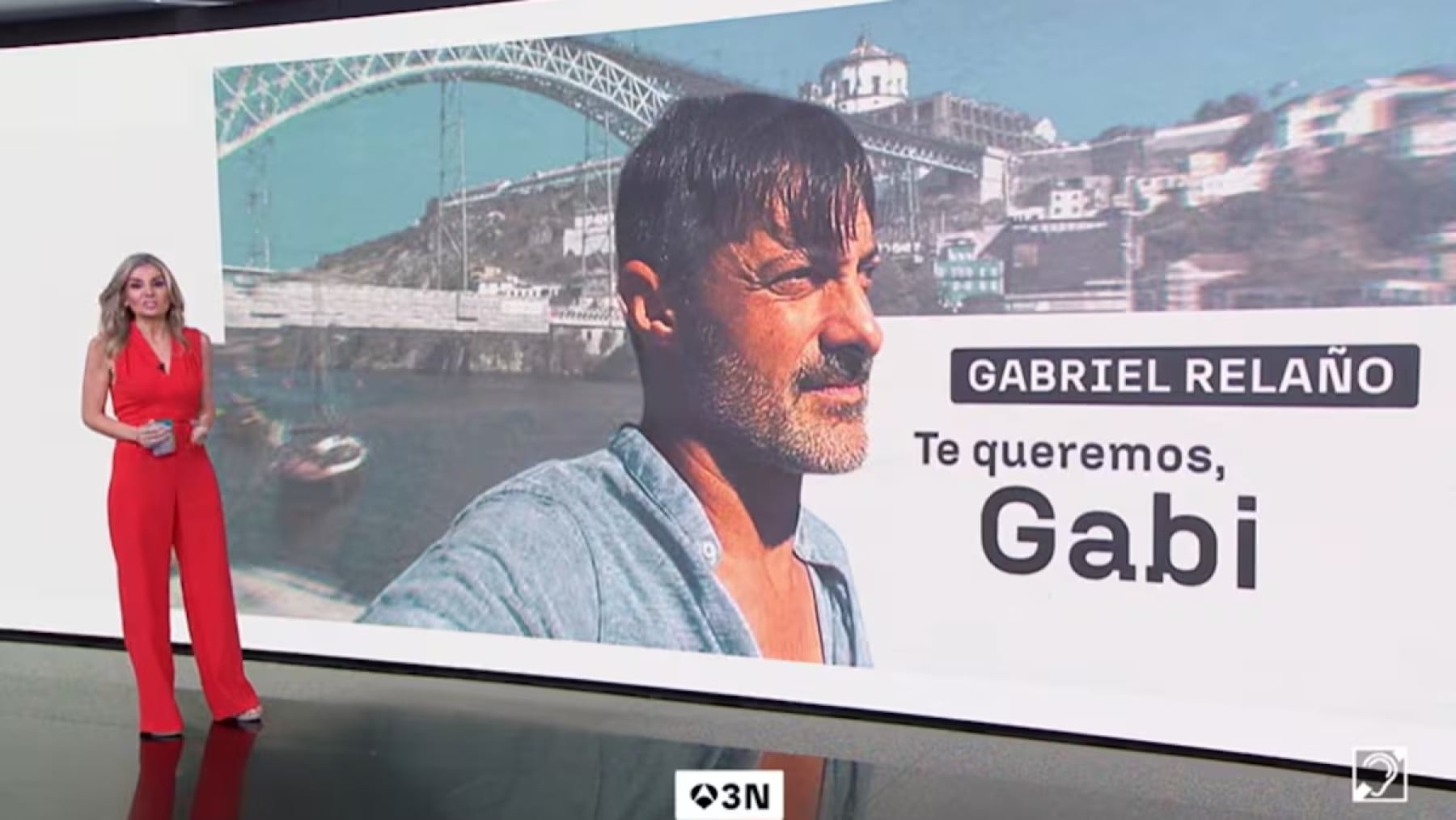 Sanda Golpe rinde homenaje a su compañero Gabriel Relaño en Antena 3 Noticias (ATRESMEDIA).