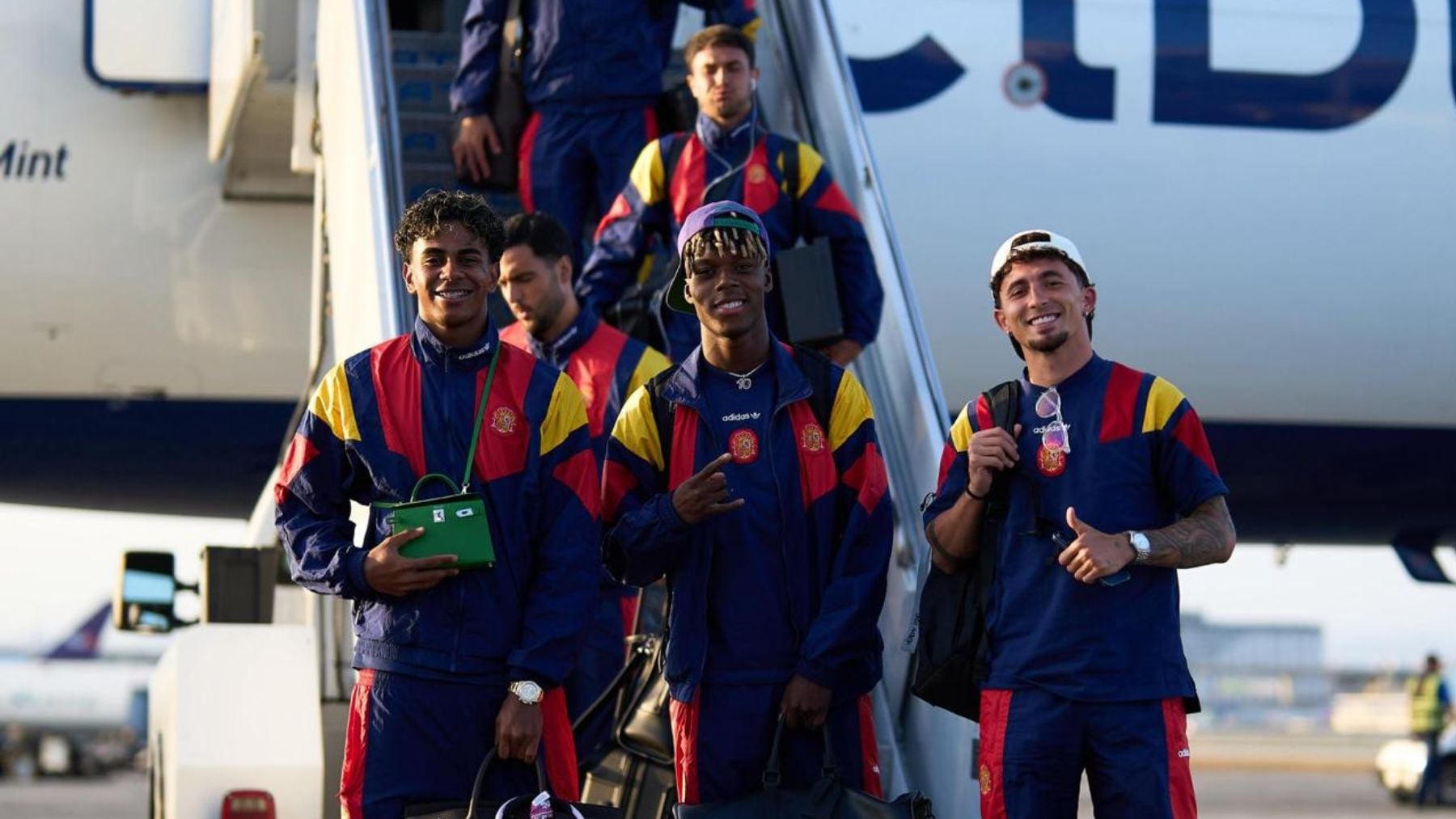 España llega a Los Ángeles para el primer todo o nada del Mundial