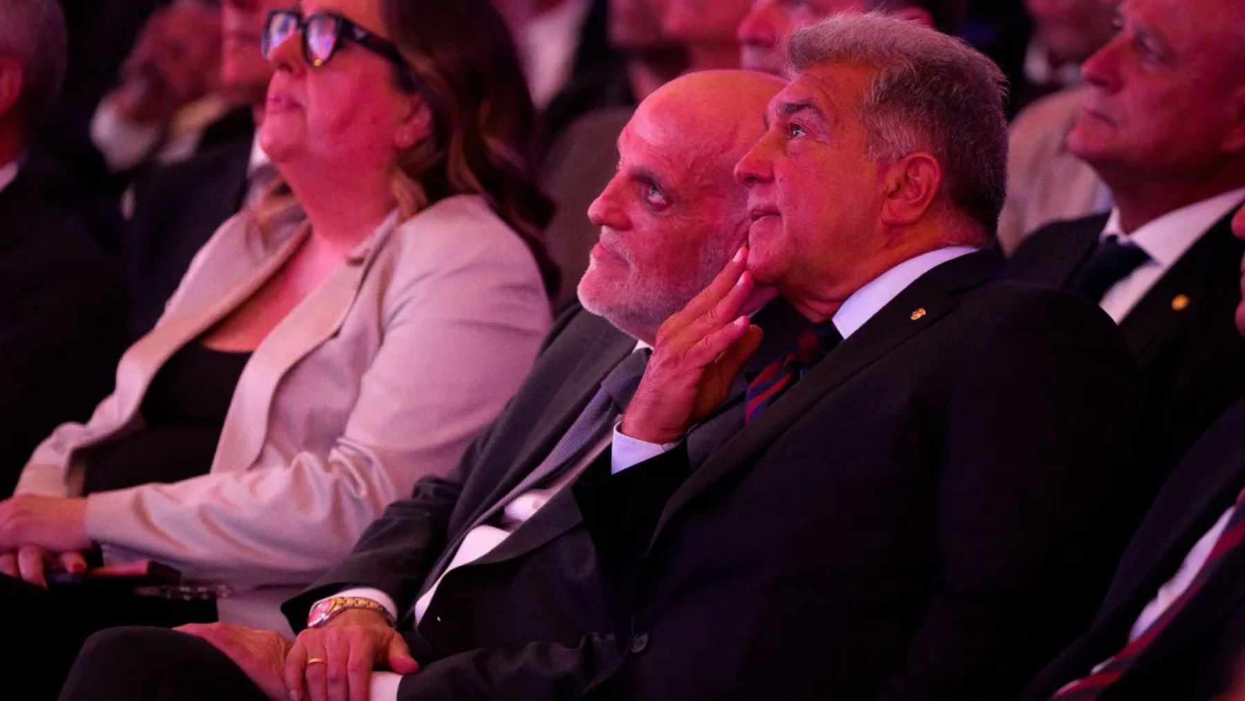 Laporta hace una genuflexión ante Tebas: Te considero mi amigo después de lo que hemos pasado juntos