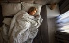 personas tapan para dormir