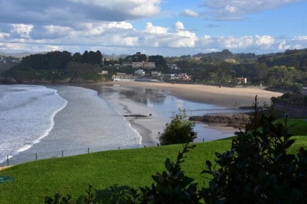 Playa de Bastiagueiro, La Coruña, Galicia