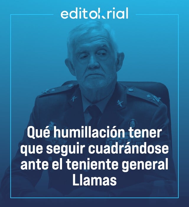 Qué humillación tener que seguir cuadrándose ante el teniente general Llamas