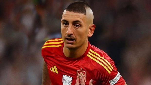 Oyarzabal con el pelo de Ronaldo.