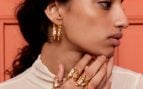 Perlas, conchas y mucho color: las joyas que mantendrán vivo el espíritu del verano cuando vuelvas a la oficina