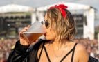 El abuso de los vasos reutilizables en los festivales: casi nunca se devuelven y se quedan con tu dinero