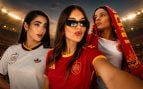 Lola Lolita, Elena Gortari, mundial, camiseta mundial