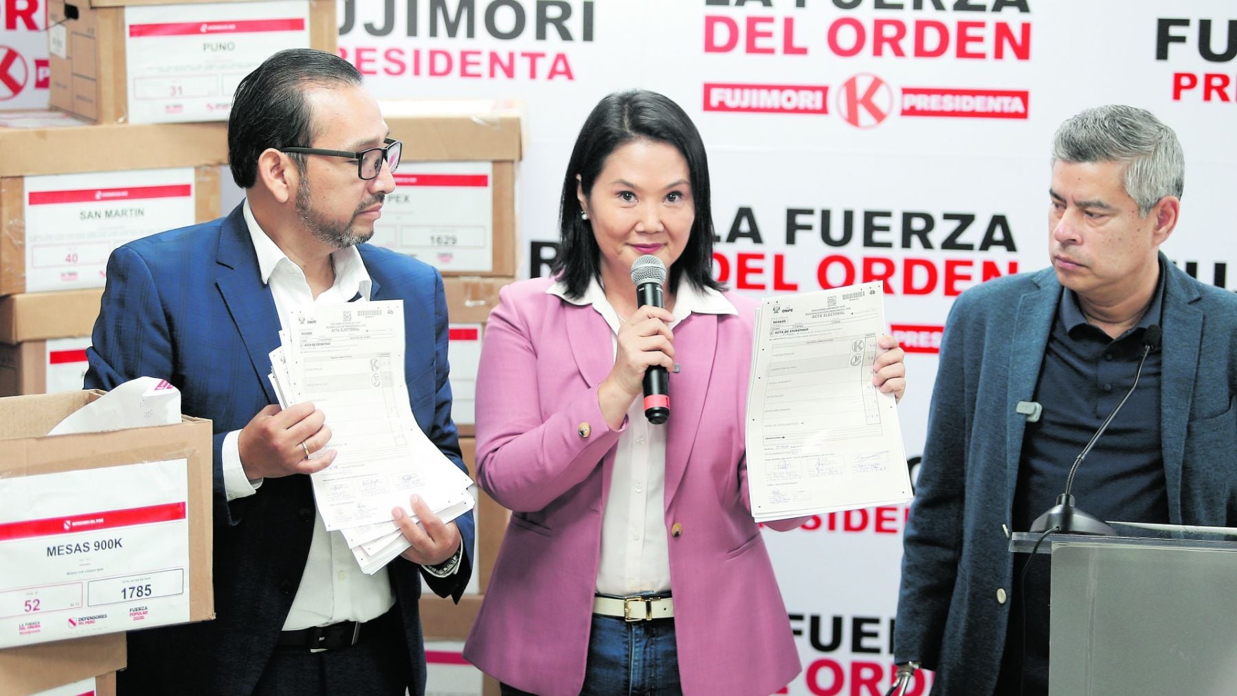 Keiko Fujimori ya es oficialmente presidenta de Perú tras imponerse en las elecciones