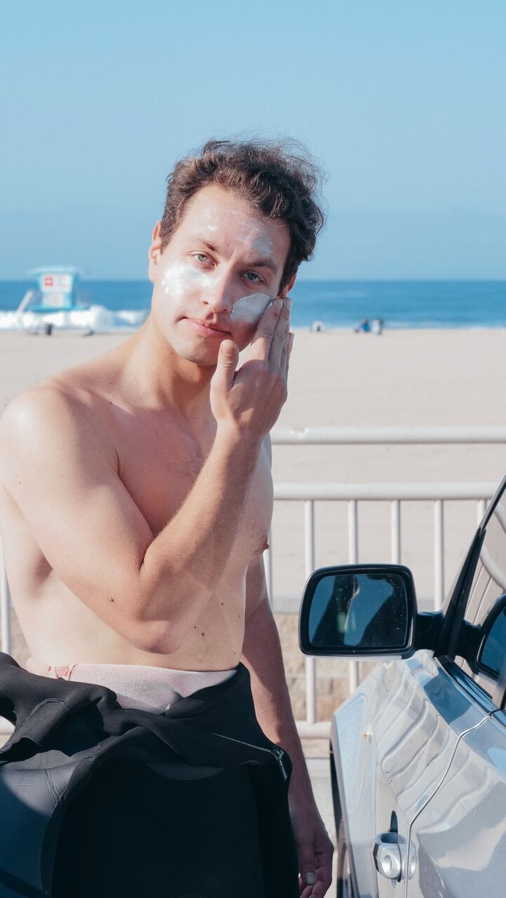 cuidado facial hombre verano