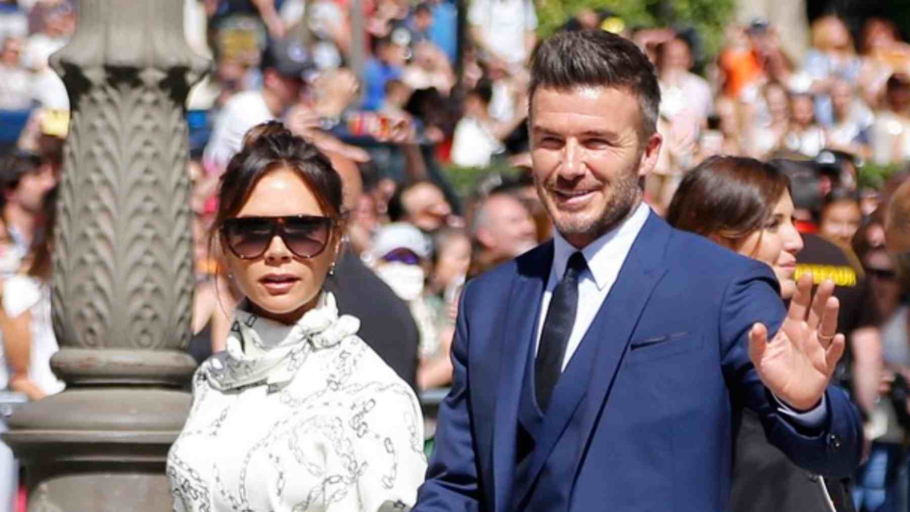 Victoria y David Beckham en una boda en Madrid. (Foto: Europa Press)