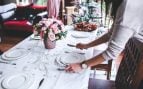 La psicología dice que las personas que recogen la mesa justo después de comer no es sólo por limpieza, sino por su alta sensibilidad a estímulos visuales
