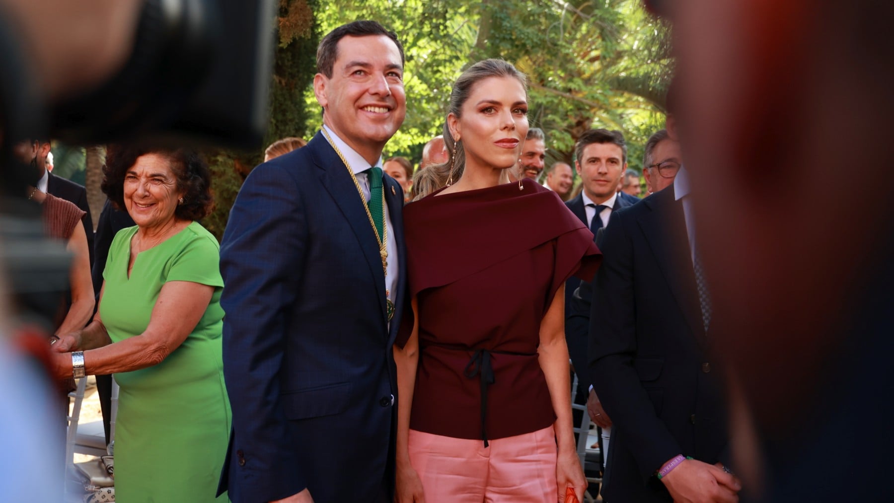 Juanma Moreno Bonilla y Manuela Villena. (Foto: Europa Press)