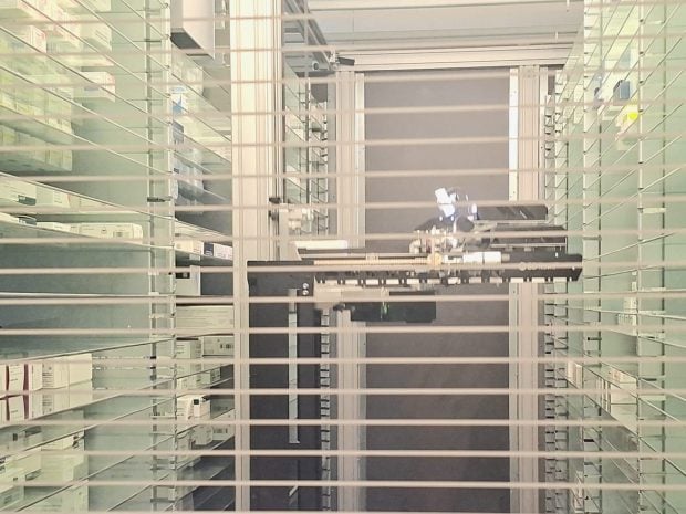 Robot medicamentos farmacia