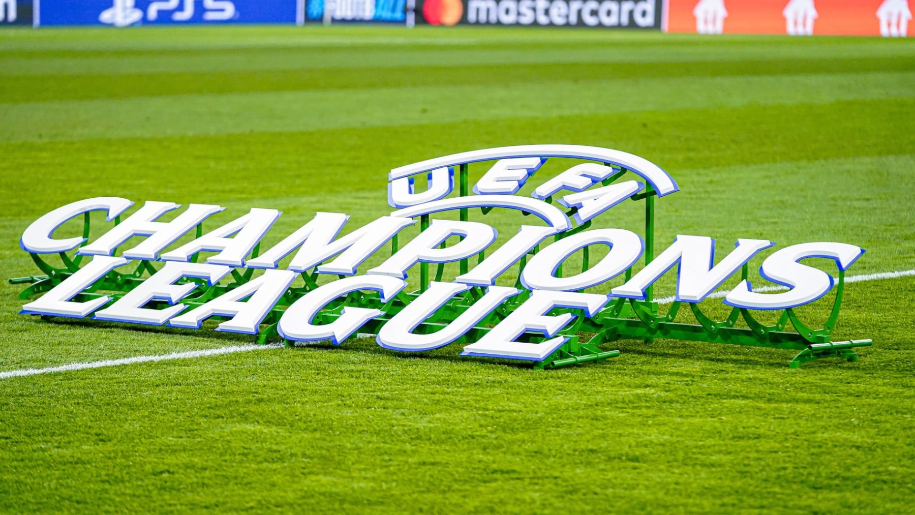UEFA CHAMPIONS LEAGUE