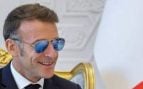 Las gafas de sol de Macron tienen explicación médica: qué es un derrame subconjuntival