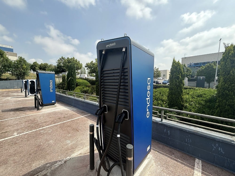 Puntos de recarga de Endesa en el Centro comercial Parc Vallès (Terrassa).