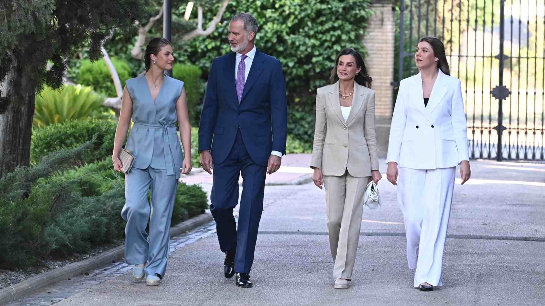 La otra imagen del debut de Sofía: el improvisado baile de los Reyes Felipe y Letizia que rompió el protocolo