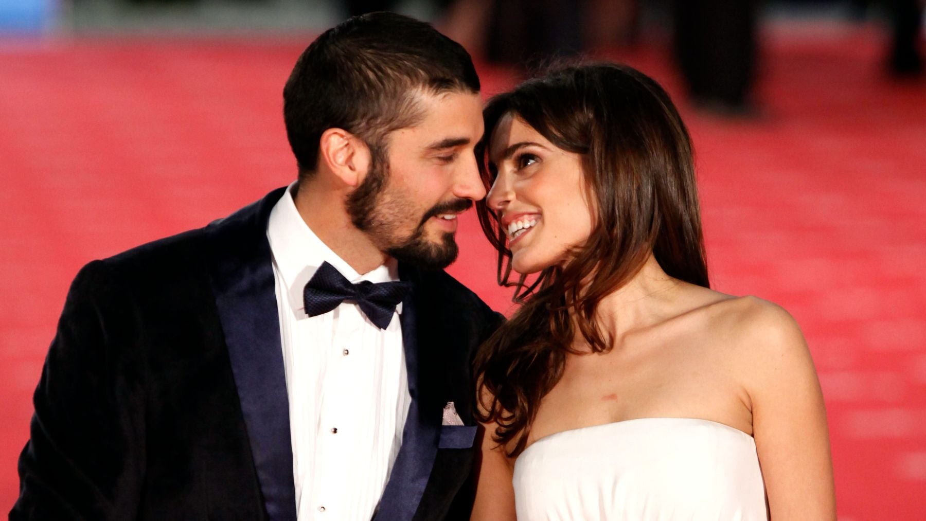Álex García y Verónica Echegui. (Foto: Europa Press)