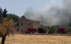 Patrullas de Tráfico de la Guardia Civil de Inca salvan la vida de varios ancianos tras un incendio en una finca y quedar atrapados