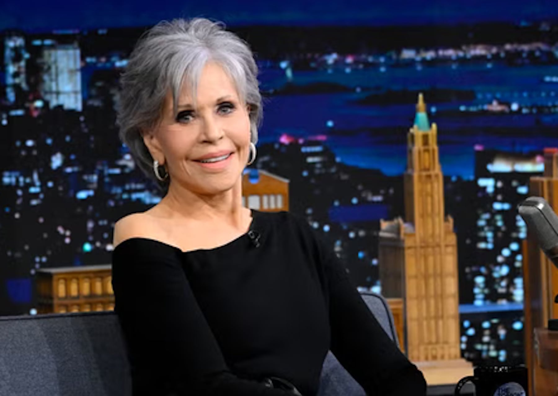 Jane Fonda en televisión. (Foto: YouTube)