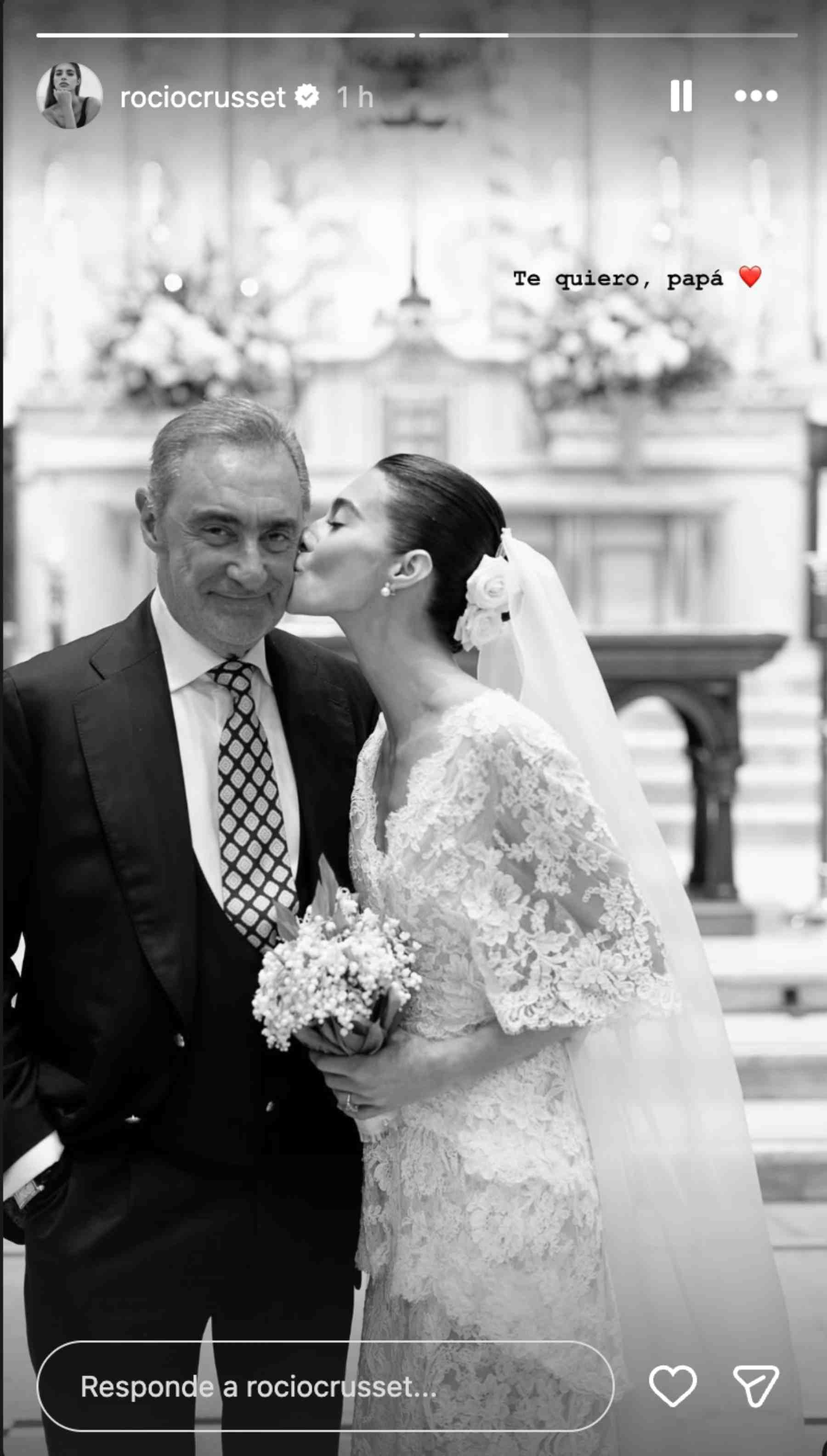 Rocío Crusset junto a su padre en el día de su boda. (Foto: @rociocrusset)